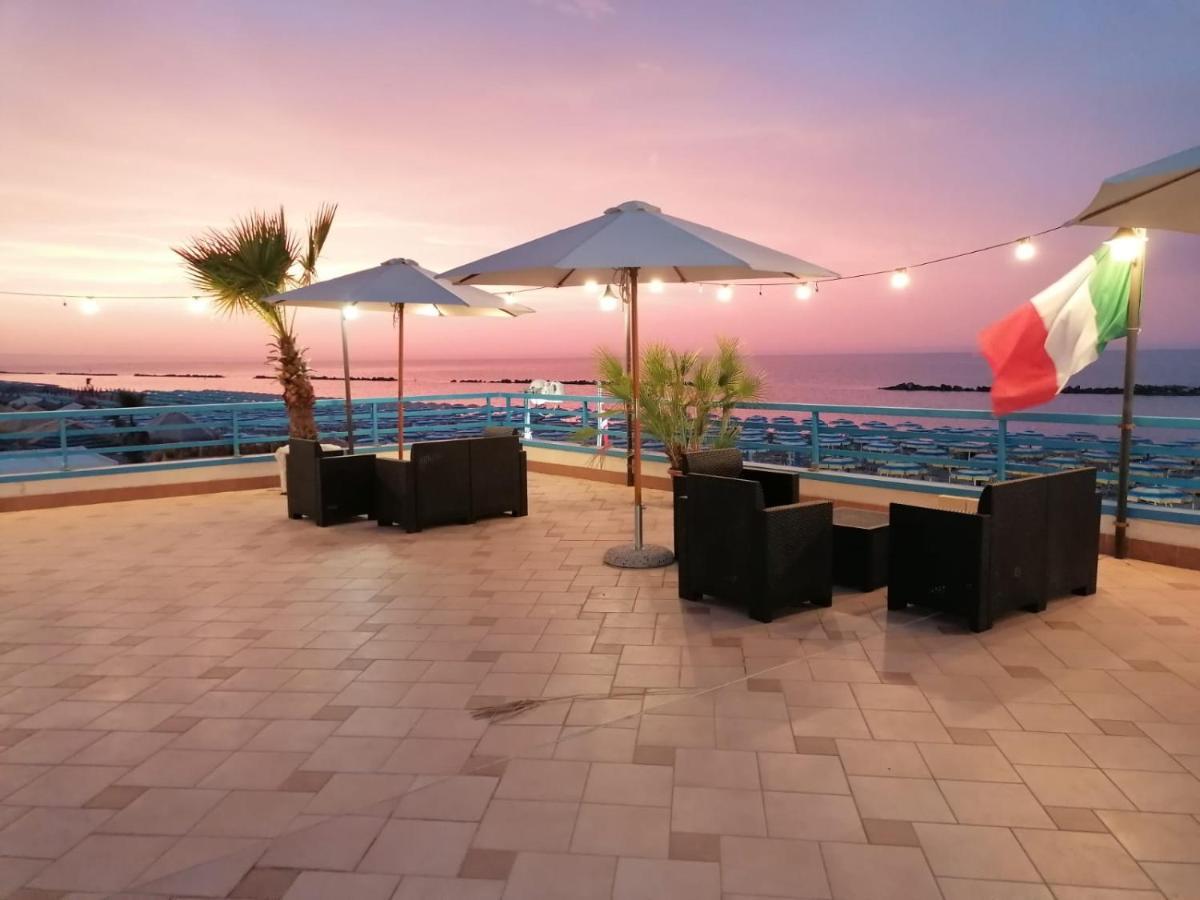 Sea Garden Rooms Termoli Εξωτερικό φωτογραφία